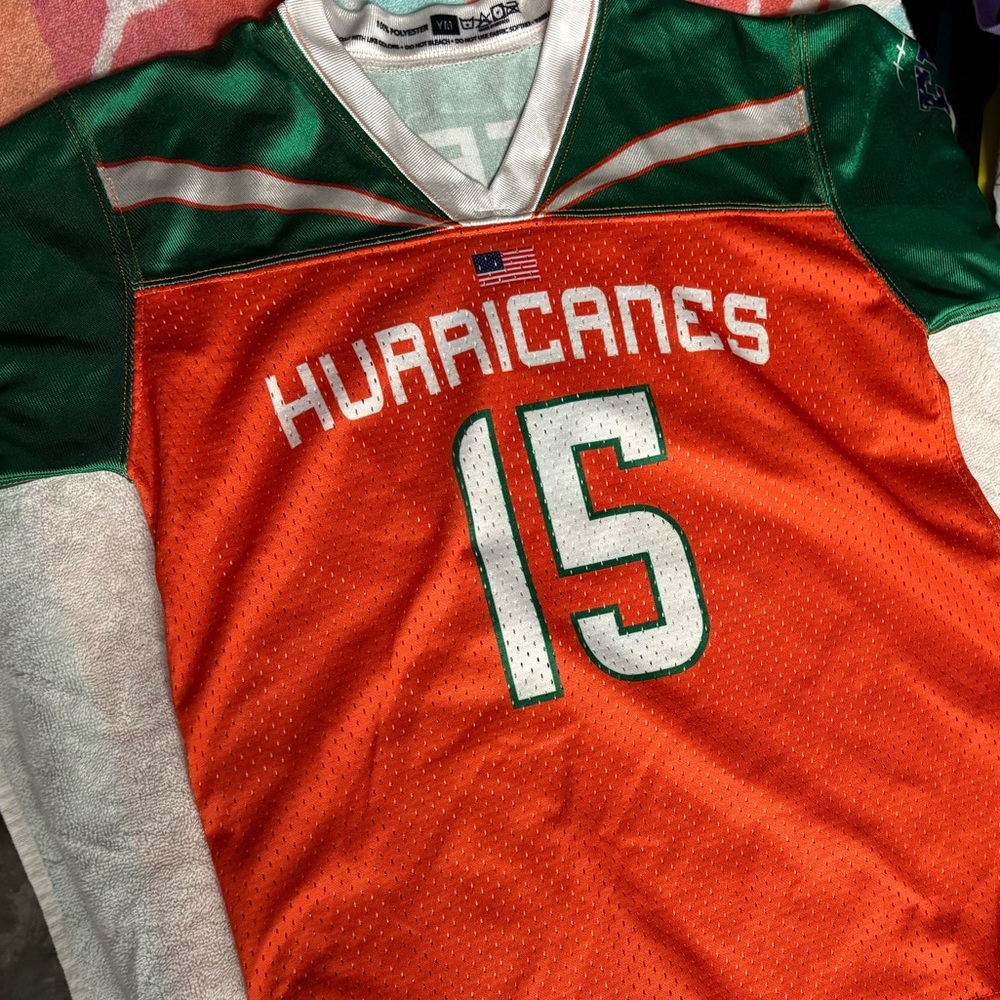 Hurricanes #15 Buttrose Jersey Youth Medium - Picture 2 of 11